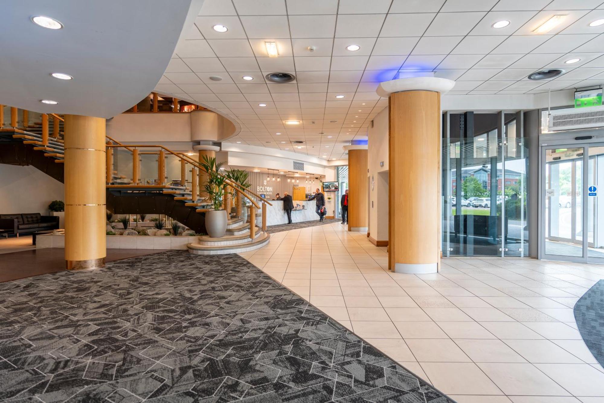 The Bolton Stadium Hotel, A Member Of Radisson Individuals Εξωτερικό φωτογραφία