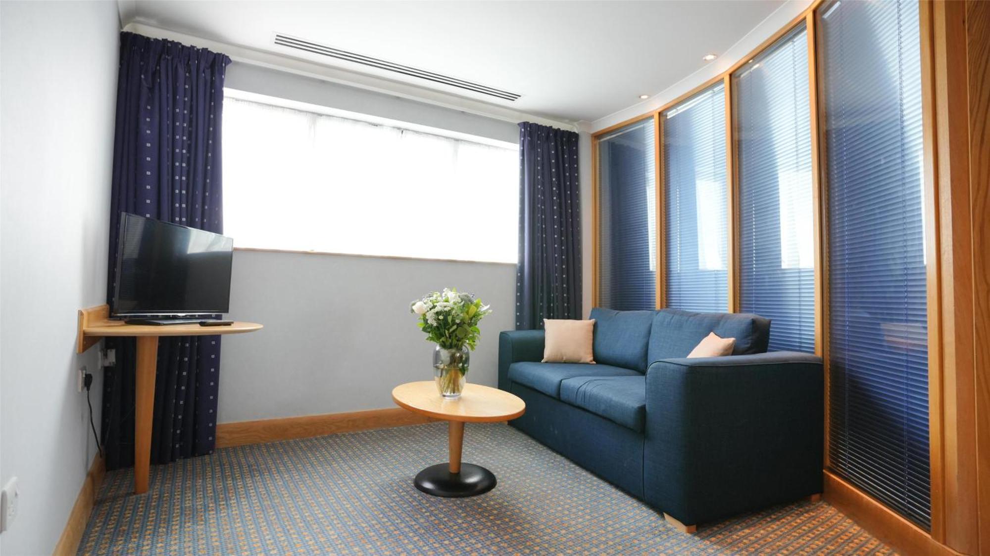 The Bolton Stadium Hotel, A Member Of Radisson Individuals Εξωτερικό φωτογραφία